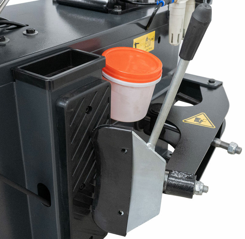 Weber Classic Series 1021 car tire mounting machine