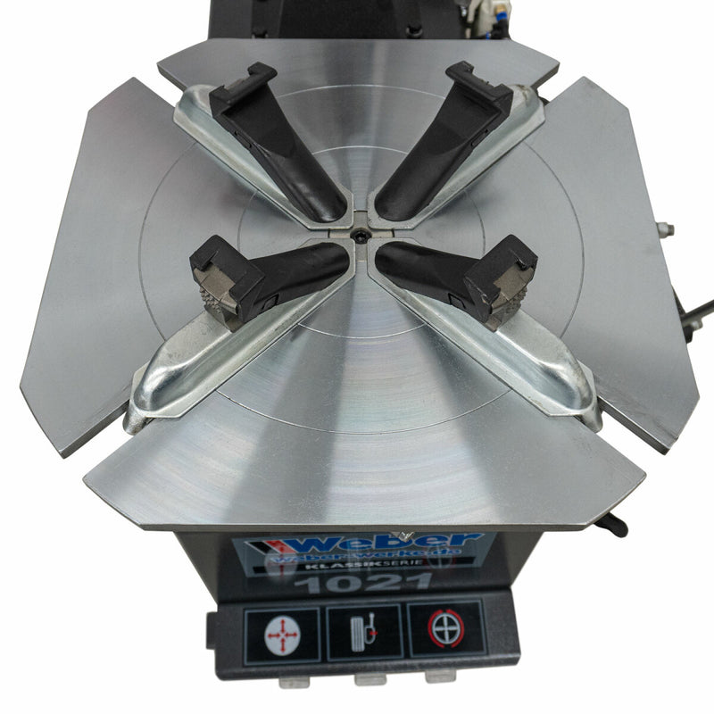 Car tire mounting machine 1021 and wheel balancer STW-202 incl. auxiliary mounting arm right