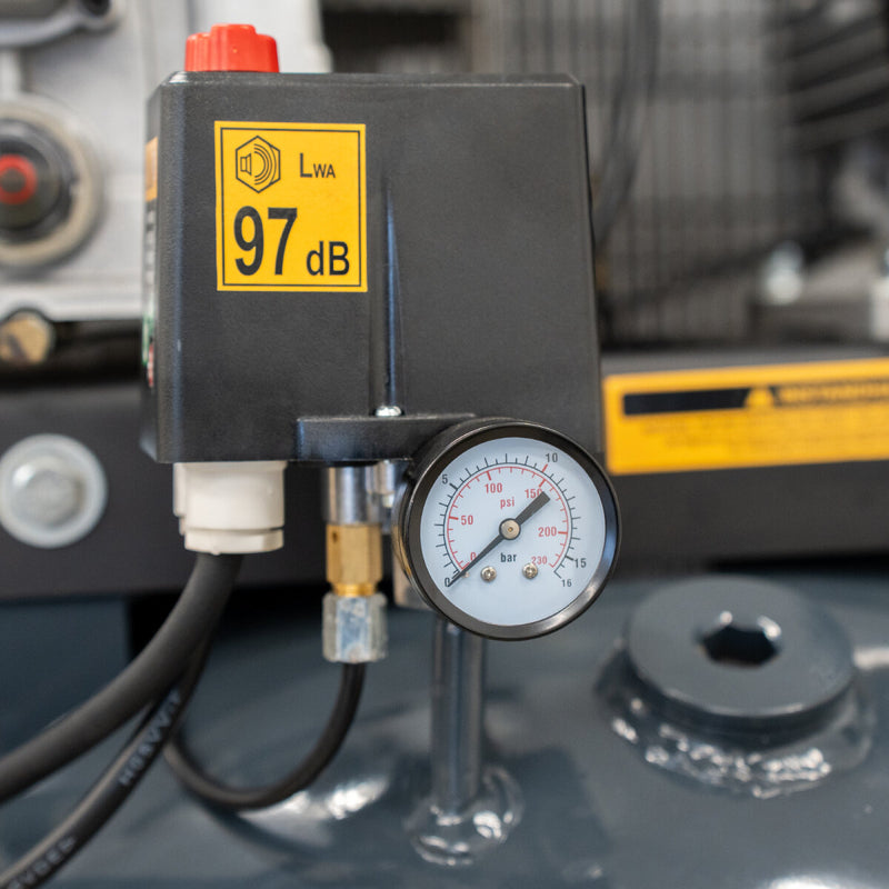 Workshop compressor 400 V / 11 bar / 270 l tank